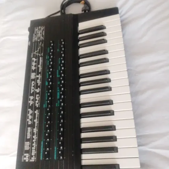 Yamaha DX7s Донецк