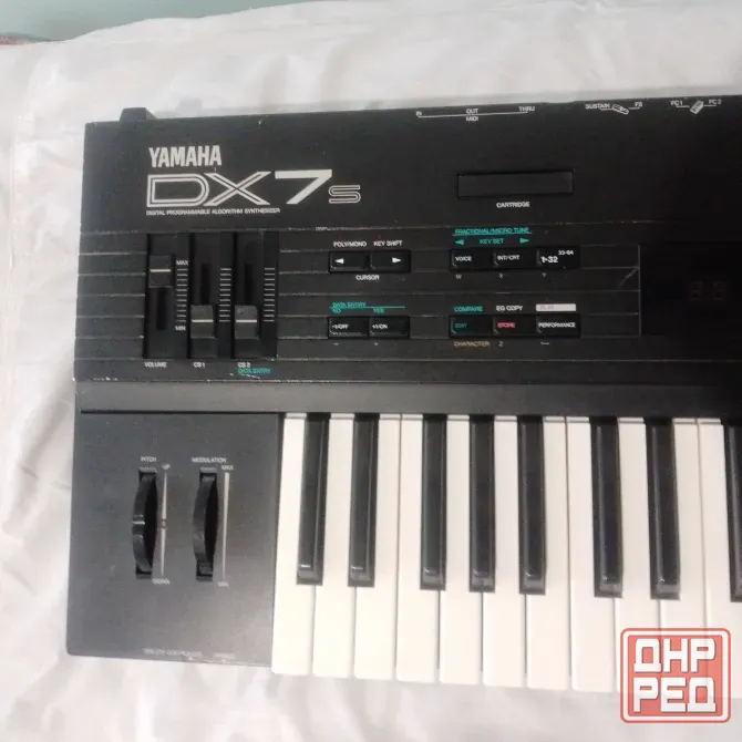 Yamaha DX7s Донецк - изображение 1