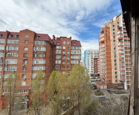 Продам 2ком Ворошиловский район, Дзержинского Донецк