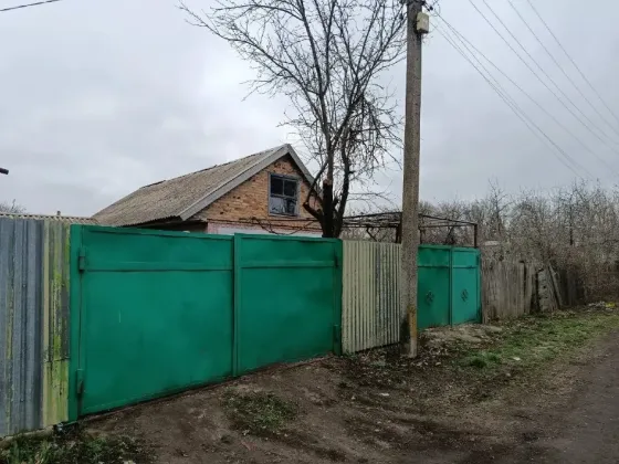 Дом в Амвросиевском районе, посёлок Металлист Амвросиевка