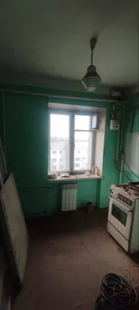 продажа 1ком под ремонт на 15 линии по ленина Макеевка