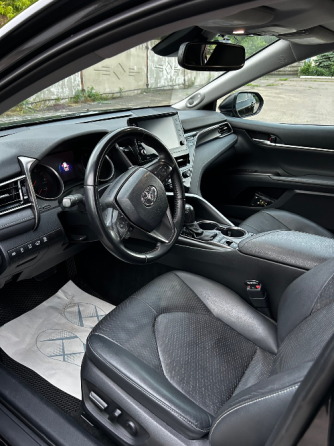 Продам Toyota Camry XV70 2021г Макеевка