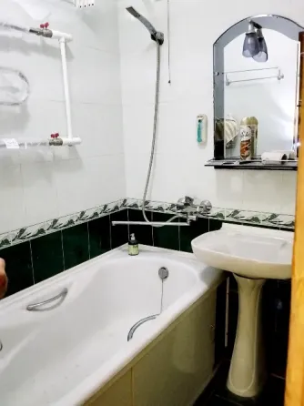 Продам 2хком.кв.-центр левого берега, этаж3 Мариуполь