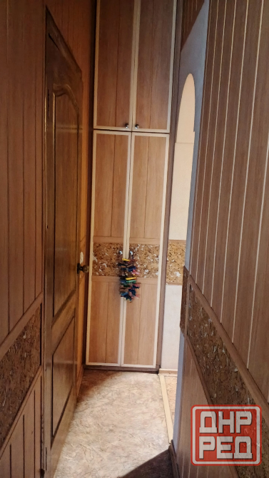 Продажа 2 к. квартиры 2/2(сталинка) г. Харцызск(центр) ул. Лазо, с хорошим ремонтом,мебелью Харцызск - изображение 3