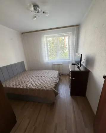 Сдаю двухкомнатную квартиру 49 м² этаж 4/9. город Донецк, Куйбышевский район ориентир Азотный Донецк