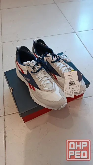 кроссовки Reebok LX2200 Донецк - изображение 1