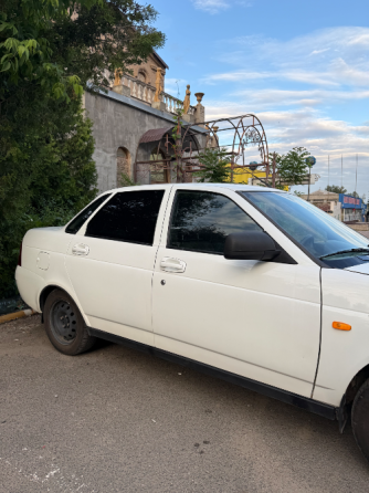 Продам приору Донецк