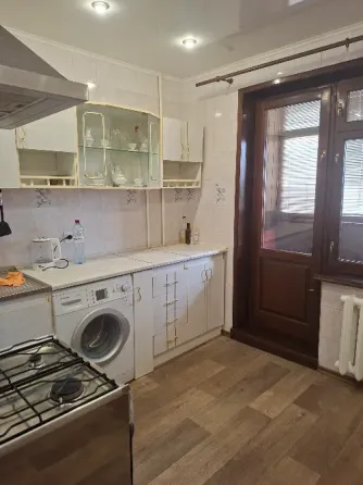 м-н Широкий, 1к. кв-ра, отличная, ул. Козыря Донецк