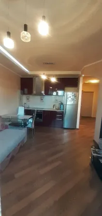 Продам 1 ком крупногабаритную кв-ру 46 м кв. в центре Донецк