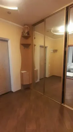 Продам 1 ком крупногабаритную кв-ру 46 м кв. в центре Донецк