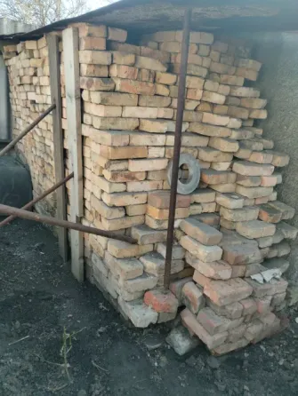 Поменяю на уголь или продам кирпич Шахтерск
