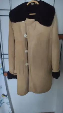 Продам тулуп овчинный Шахтерск