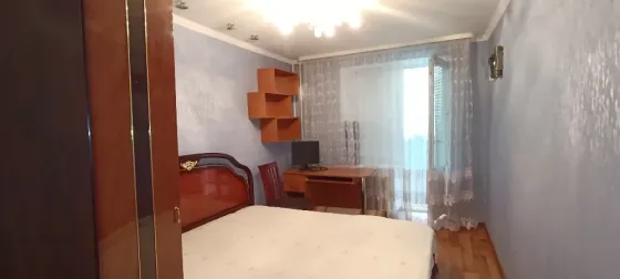 Продам 2-х комн 2/9! в Куйбышевском р-не на Топазе, кирпичный дом! Ремонт. Балкон и лоджия. Мебель! Донецк
