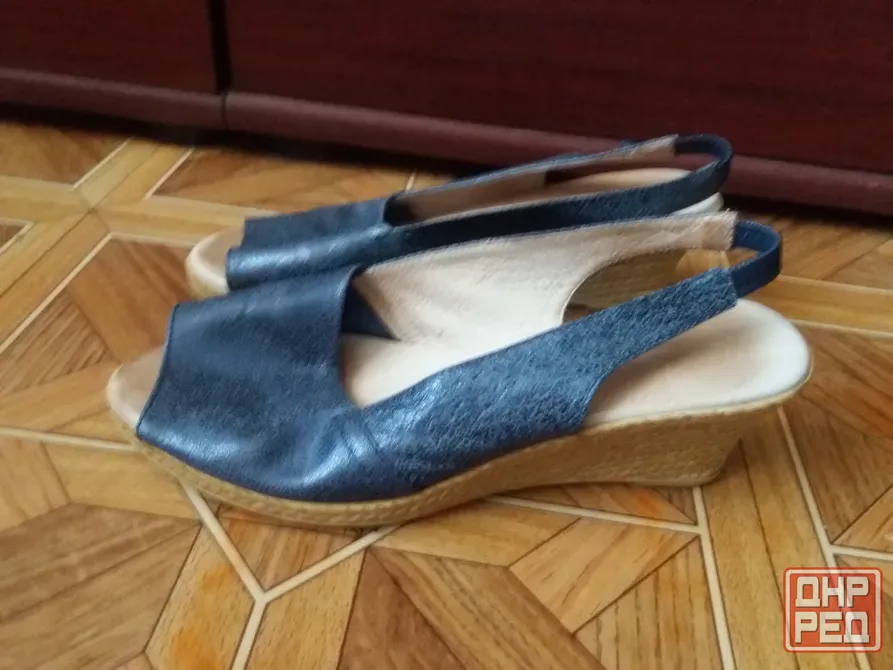 Продам классные босоножки кожа р. 39 24,5 см Донецк - изображение 1