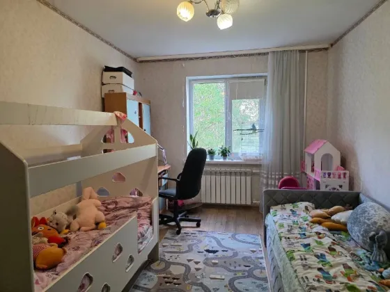 3 ком.кв. ул.урицкого Мариуполь