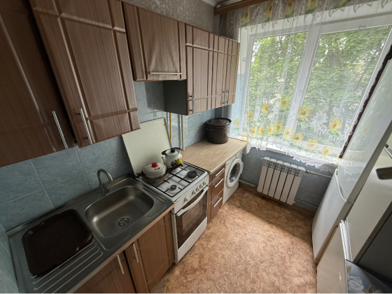 Сдам на длительный срок 3 комн. кв, 63 кв.м., 5/5 эт. - Макеевка, кв-л Шахтерский Макеевка