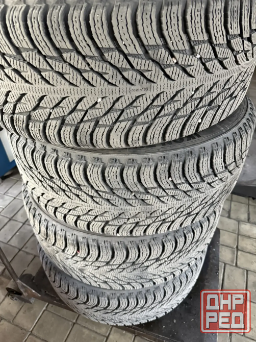 Шины зимние 275/50 r20 Макеевка - изображение 1