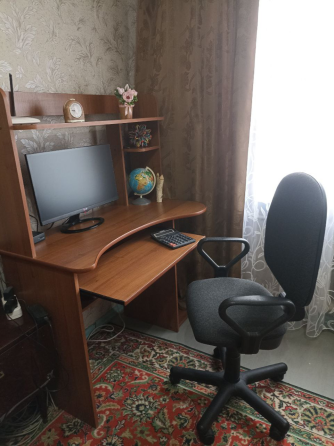 Компьютерный стол и стул Донецк