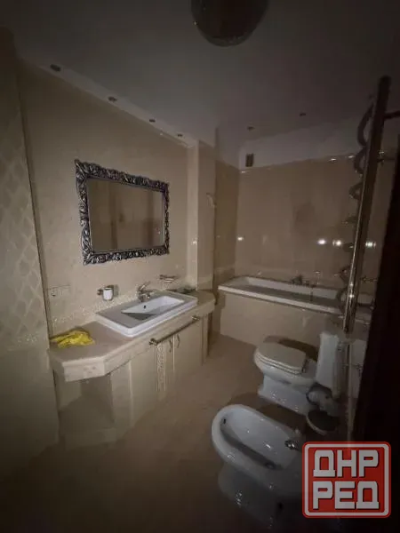 Трехкомнатная квартира,128м2,Ворошиловский р-н.Цена 22млн Донецк - изображение 3