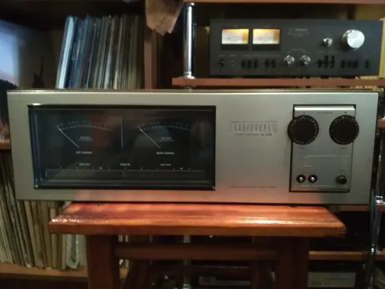 Luxman M-2000 Усилитель мощности Дебальцево