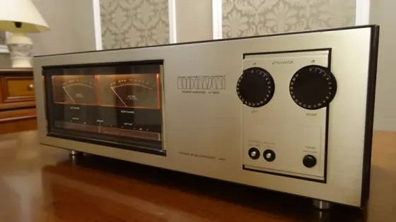 Luxman M-2000 Усилитель мощности Дебальцево