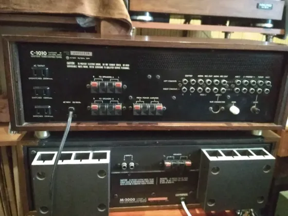 Luxman M-2000 Усилитель мощности Дебальцево