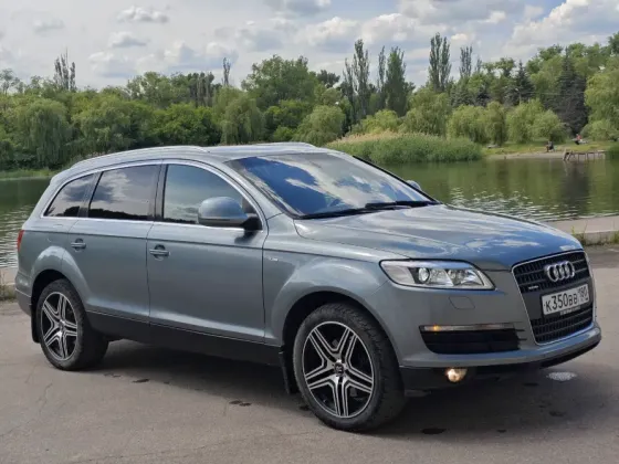 Продам Audi Q7 S-lain по самому низу рынка в хорошем состоянии!!! Енакиево
