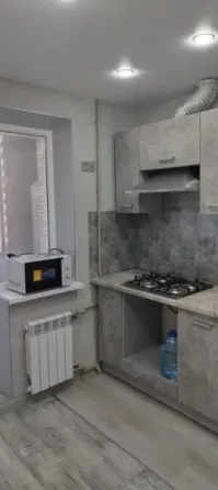 сдам 1 к.кв. калининский р. горгаи 35000 р горгаи все новое накопитель.. Донецк