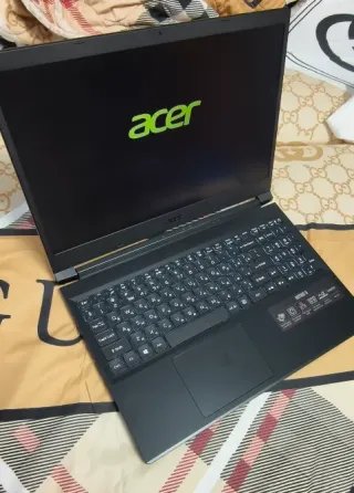 Продам игровой ноут acer Макеевка