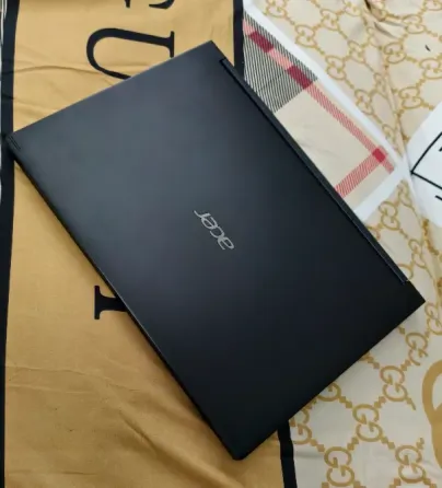 Продам игровой ноут acer Макеевка