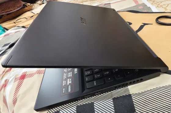 Продам игровой ноут acer Макеевка