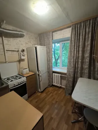 Сдается впервые 2 к кв. Калининский р-н. Автомагазин Донецк