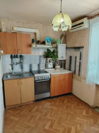 продам однокомнатную квартиру Луганск