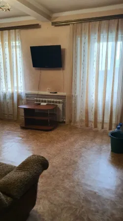 сдам 2х комн. кварт. в киевском р-не , партизан. пр-т, отличная,есть все. Донецк