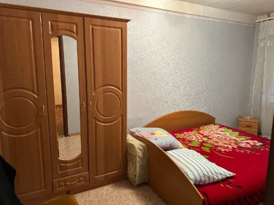 Сдам 3-к. кв., Пролетарский р-н, ул. Армавирская Донецк