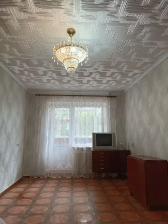 Продажа 2-х комн. квартиры в Червоногвардейском районе г. Макеевка, Восточный, ул. Токарева школа 8 Макеевка