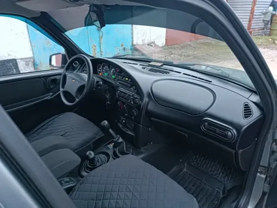 Chevrolet-Niva 2007 Донецк