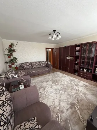 Срочно продам 1 ком. кв. ул. Разенкова Донецк