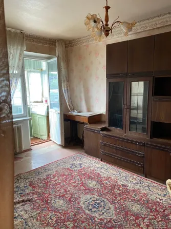 Продам 1 комн., 4/5, жилое состояние, магазин Юта Донецк