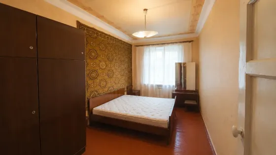 Продам 2-квартиру. Классическая сталинка. Центр района. Донецк