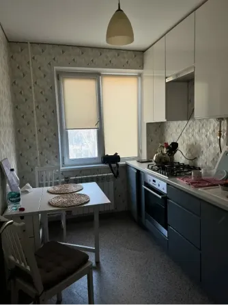 Сдаю двухкомнатную квартиру Донецк