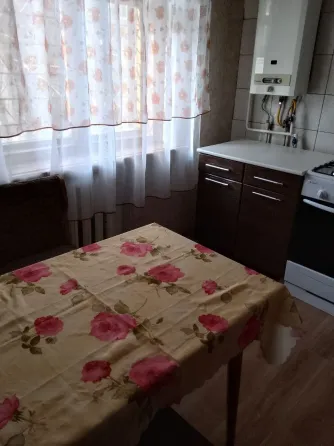 Оплата при заселении. Сдам 2-х Контур Донецк