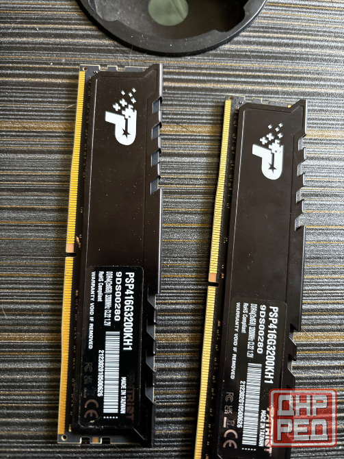 DDR 4 2 плашки по 8 гб Макеевка - изображение 1