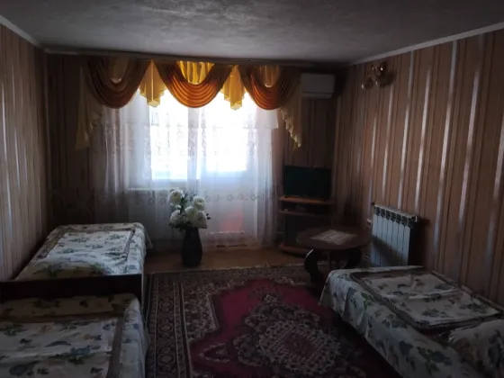 Сдам номера в аренду. Бердянск, Лиски р-н, ул. Ревуцкого 70 Бердянск