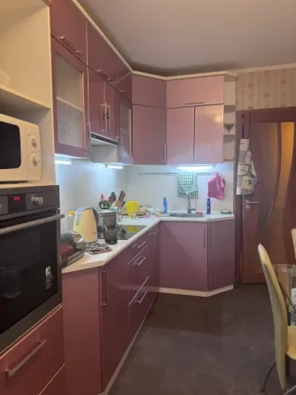 продам 3 к.кв. калининский калужская 6600 мил. р. Донецк