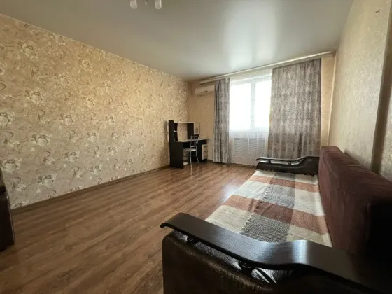 Сдаю 1 комнатную 36м² квартиру в Центральном районе Мариуполь