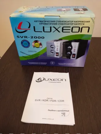 Стабилизатор напряжения LUXEON SVR-2000VA. Макеевка