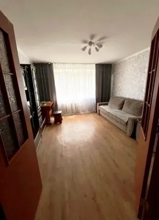 Сдам 2-х комнатную в Ворошиловском р-не, пр. Комсомольский, пл. Ленина , Набережная.Всё есть! Донецк