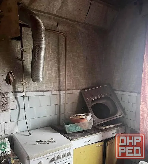 Продам 3к.крупногабаритную кв-ру. Сталинка. Кировский р-н. мкр. Лидиевка. ул.Дмитрия Донского. Донецк - изображение 2