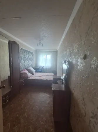 Продам квартиру 2 комнатная кв-л Железнодорожный Макеевка